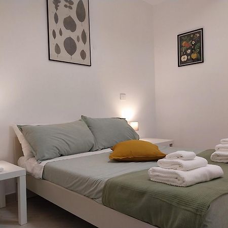Residence La Vela 2 Рим Екстер'єр фото