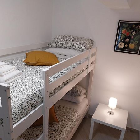 Residence La Vela 2 Рим Екстер'єр фото